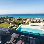 Maria Luxury * Hanioti