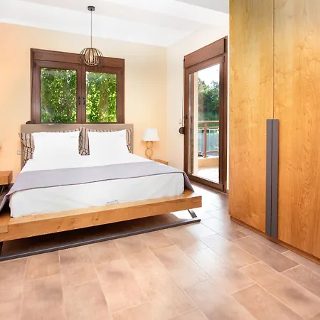 Maria Luxury Villa *
