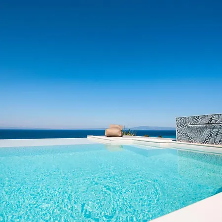 Maria Luxury * Chaniotis