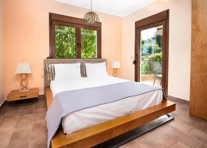 Maria Luxury Villa Hanioti