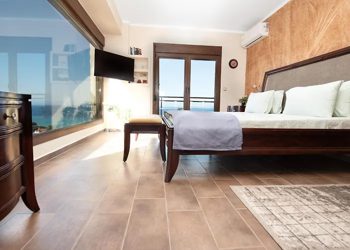 Maria Luxury Villa Hanioti